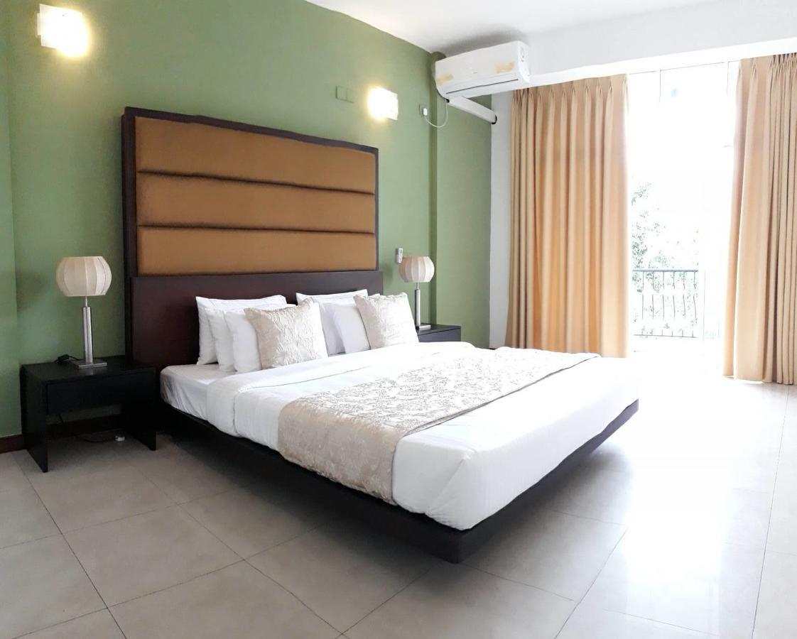 Aston Luxury Apartments Colombo Ngoại thất bức ảnh